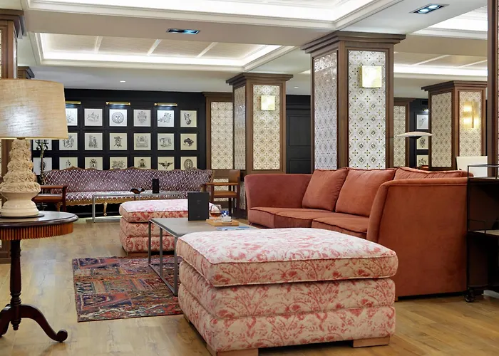 H10 Corregidor Boutique Hotel